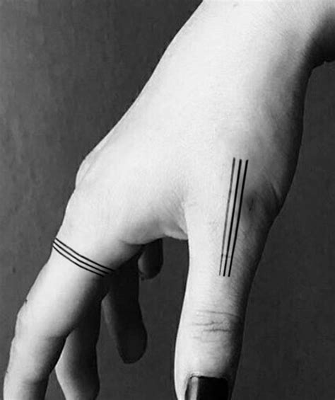 tatuaje de lineas|Cómo son los tatuajes de lineas: cinco opciones y sus。